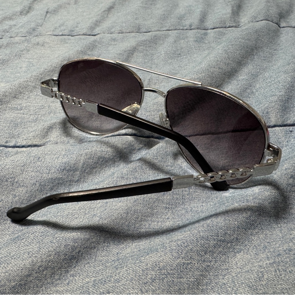 Silver and Black Aviator Sunglasses